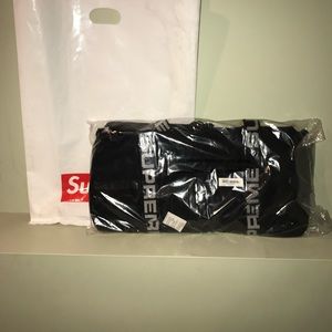 Supreme Duffel